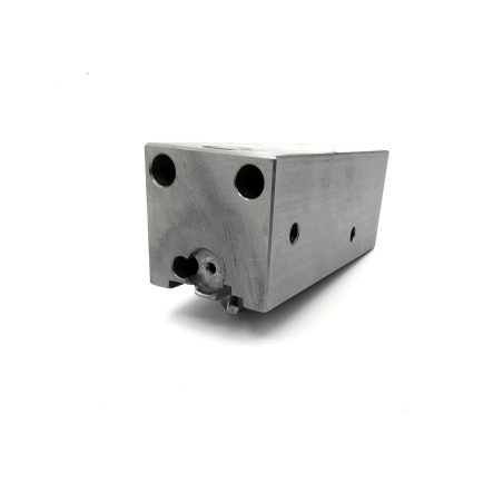 Rogue 9 Bolt